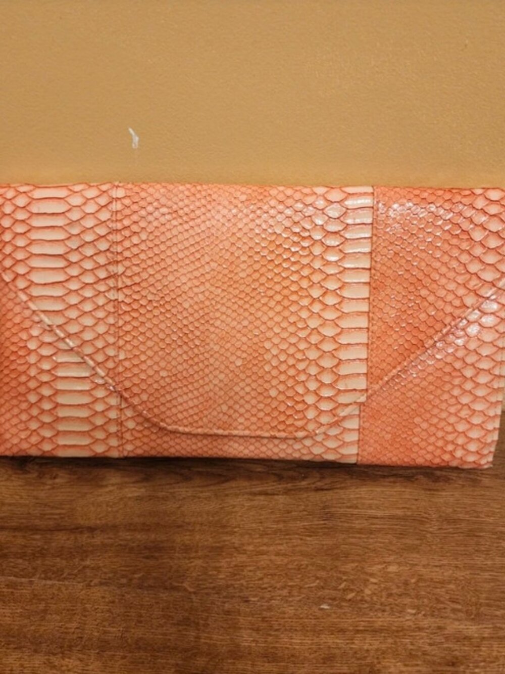 Faux Snake Skin Cluth